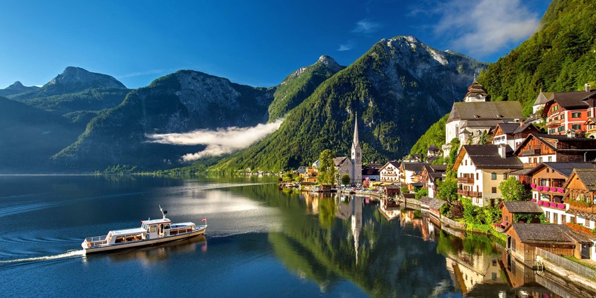 Guide To Hallstatt – Austria's Fairytale Alpine Village - TripXL