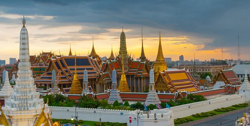 Majestic image of Wat Pho, one of the must places to visit in Bangkok in July
