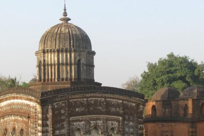 Radhashyam Temple at Bishnupur, one of the best places to visit in West Bengal in August.