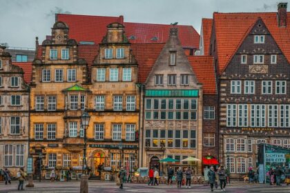 City square in Bremen with historic buildings, one of the best places to visit near Hamburg.