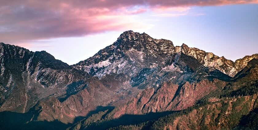 A mesmerising view of Agnigarh Hill, a scenic hilltop among places to visit near Arunachal Pradesh.
