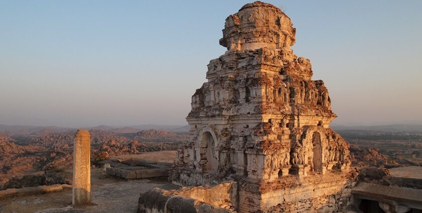 Yadur Veerabhadra Temple with traditional architecture is among places to visit near Chikodi.
