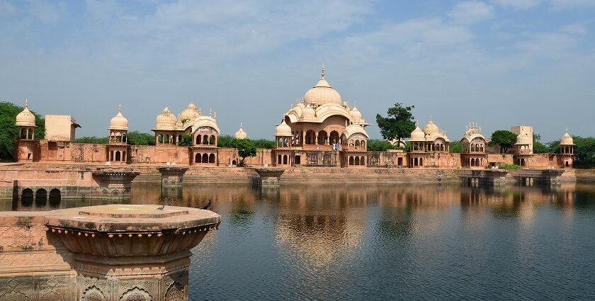 Kusum Sarovar temple and serene water body, one of the places to visit near Govardhan.