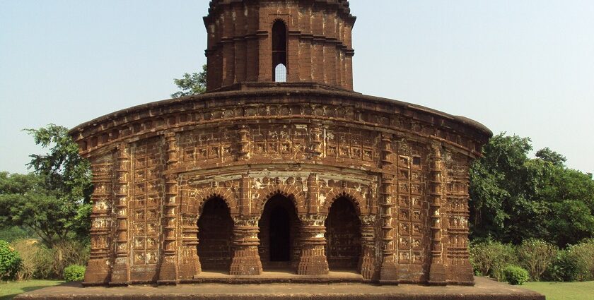 Kalighat Temple, a sacred site and one of the places to visit near IIM Calcutta.