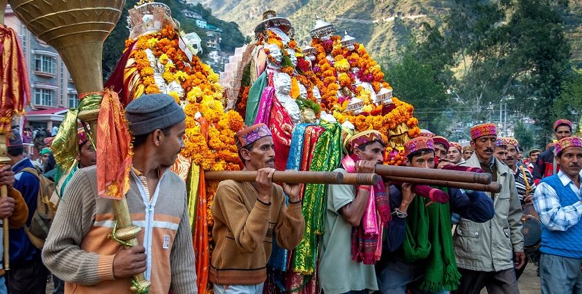 Crowds celebrate Kullu Dussehra with traditional music and dance, one of the top festivals in Himachal Pradesh.