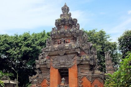 Traditional Balinese architecture at the Bali Museum entrance, among one of the best museums in Bali.