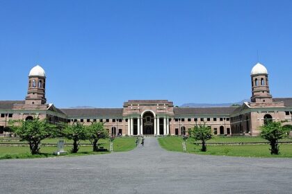 Wide view of Forest Research Institute on a sunny day, one of the best museums in Uttarakhand.