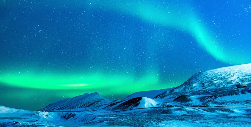 Discover the best places to see the Northern Lights for an experience like no other.